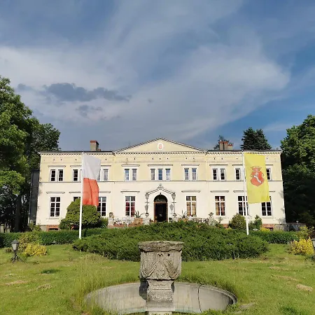 Palac Kwilecki -agroturystyka Premium & *
