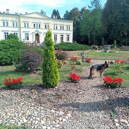 Palac Kwilecki -agroturystyka Premium & *