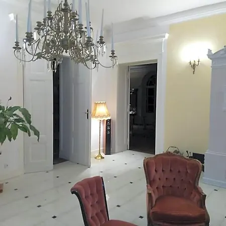 Palac Kwilecki -agroturystyka Premium & منتجع